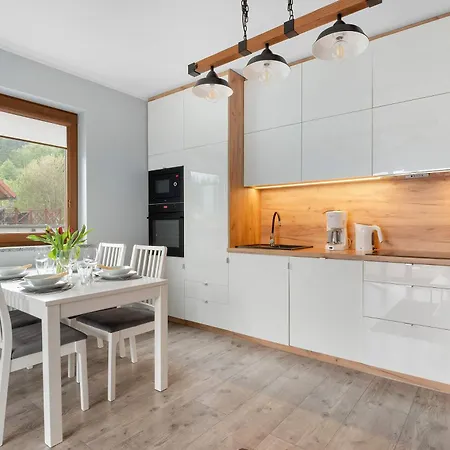 Cozy With Parking And Balcony By Renters Szklarska Poreba