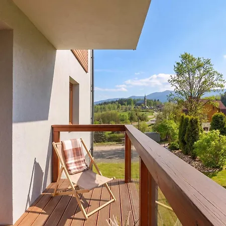 Cozy With Parking And Balcony By Renters